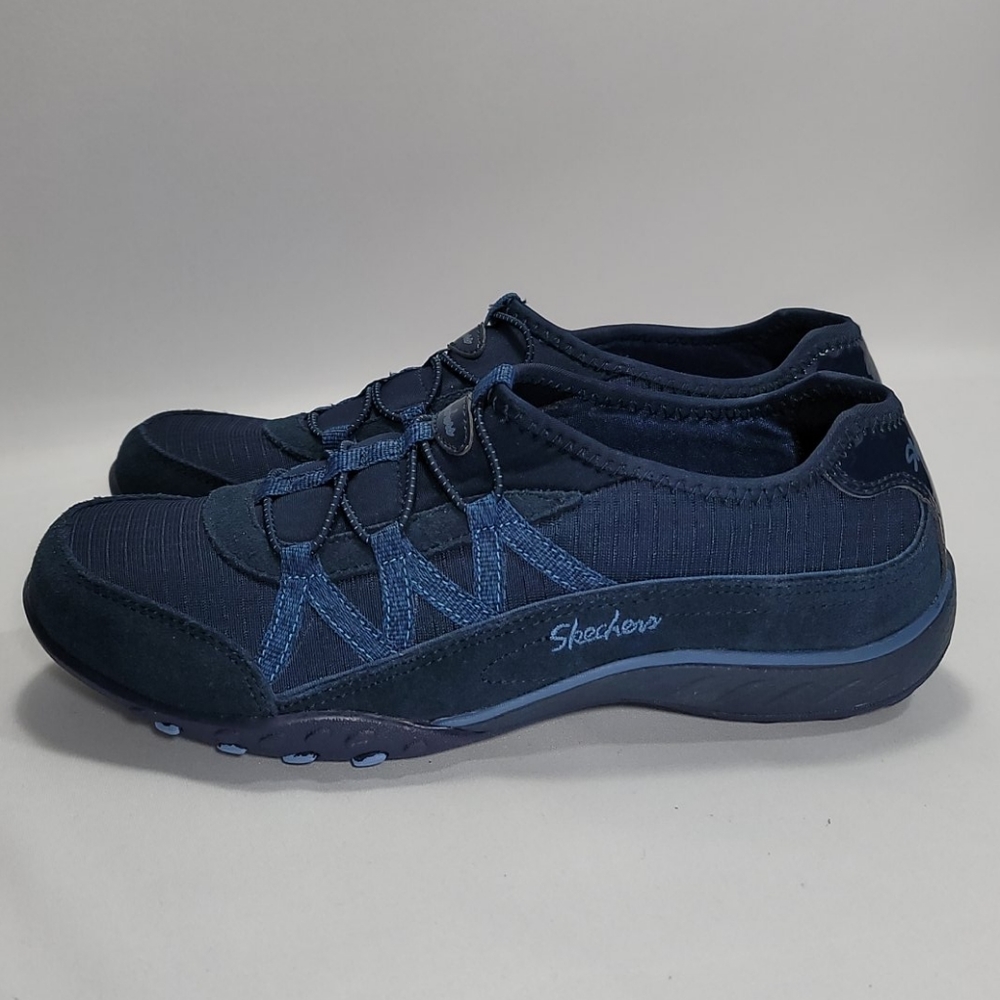 NWOB Sckechers Relaxed Women's Size 7.5